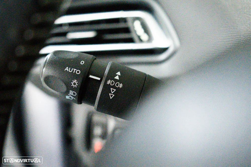 Peugeot 308 SW 1.5 BlueHDi Style - 27