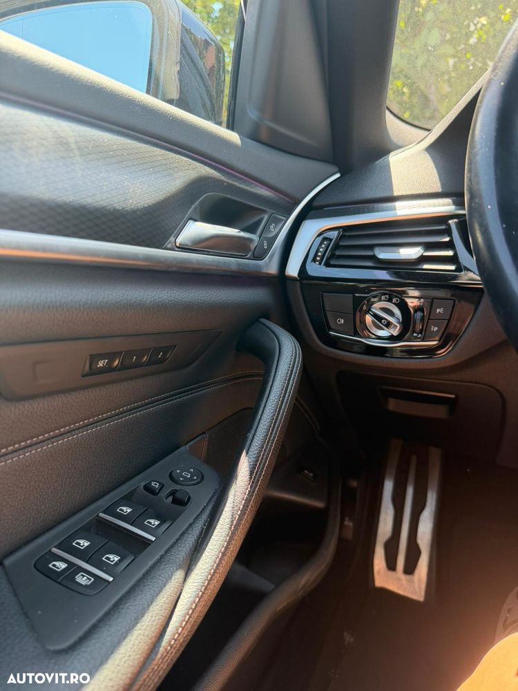 BMW Seria 5 520d xDrive AT MHEV - 16