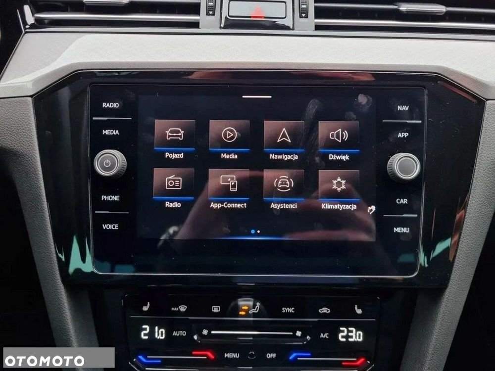 Volkswagen Passat Variant 1.5 TSI OPF DSG Business - 26