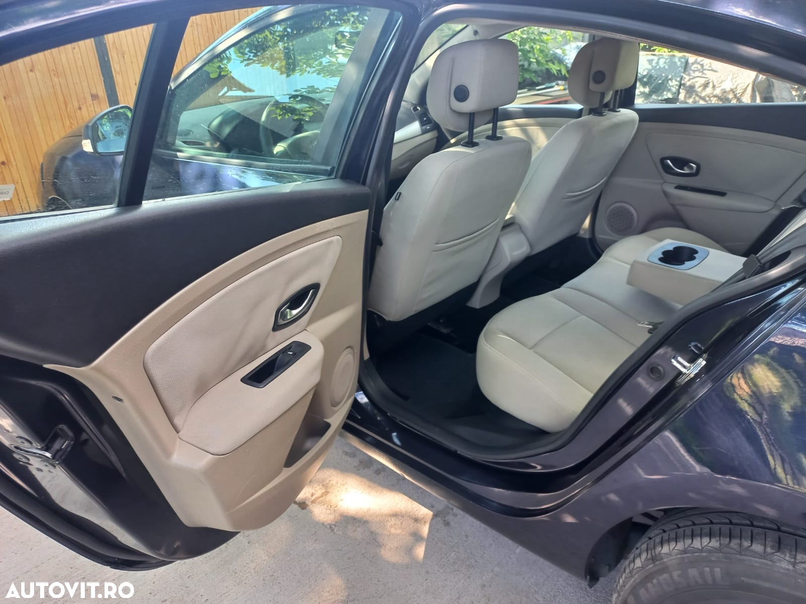 Renault Fluence - 10