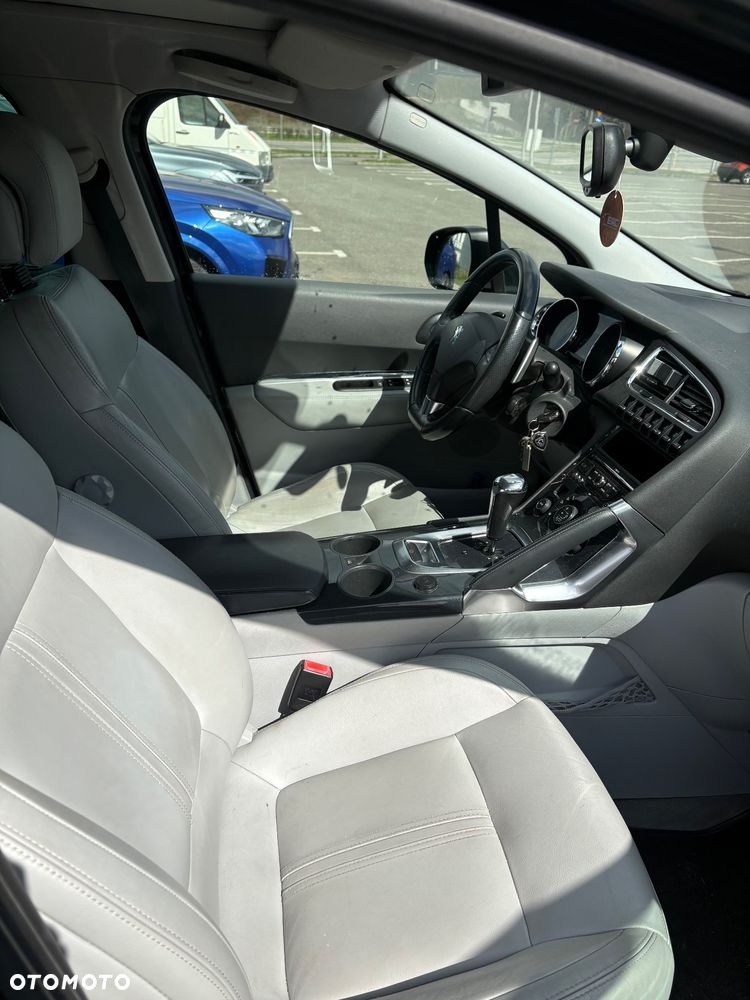 Peugeot 3008 HDi FAP 110 EGS6 Platinum - 6
