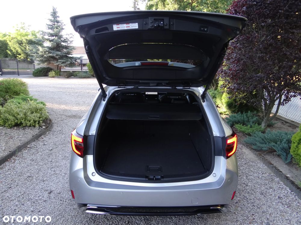Toyota Corolla 2.0 Club - 16