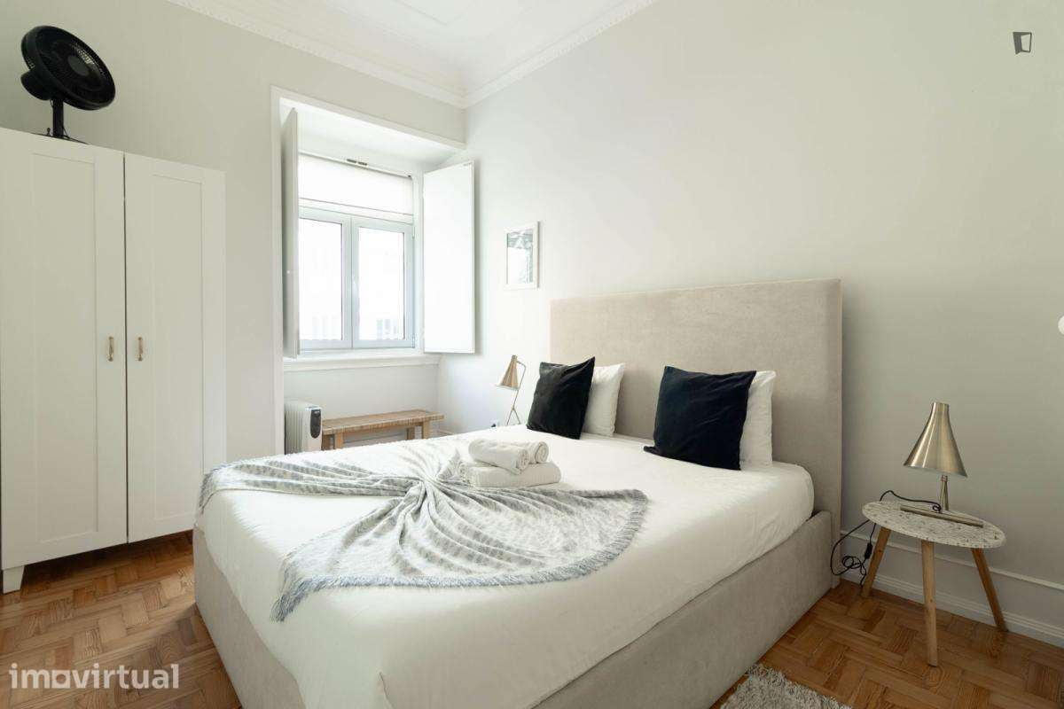 Apartamento com 3 quartos - localizado em São Sebastião Lisbon - Grande imagem: 2/26