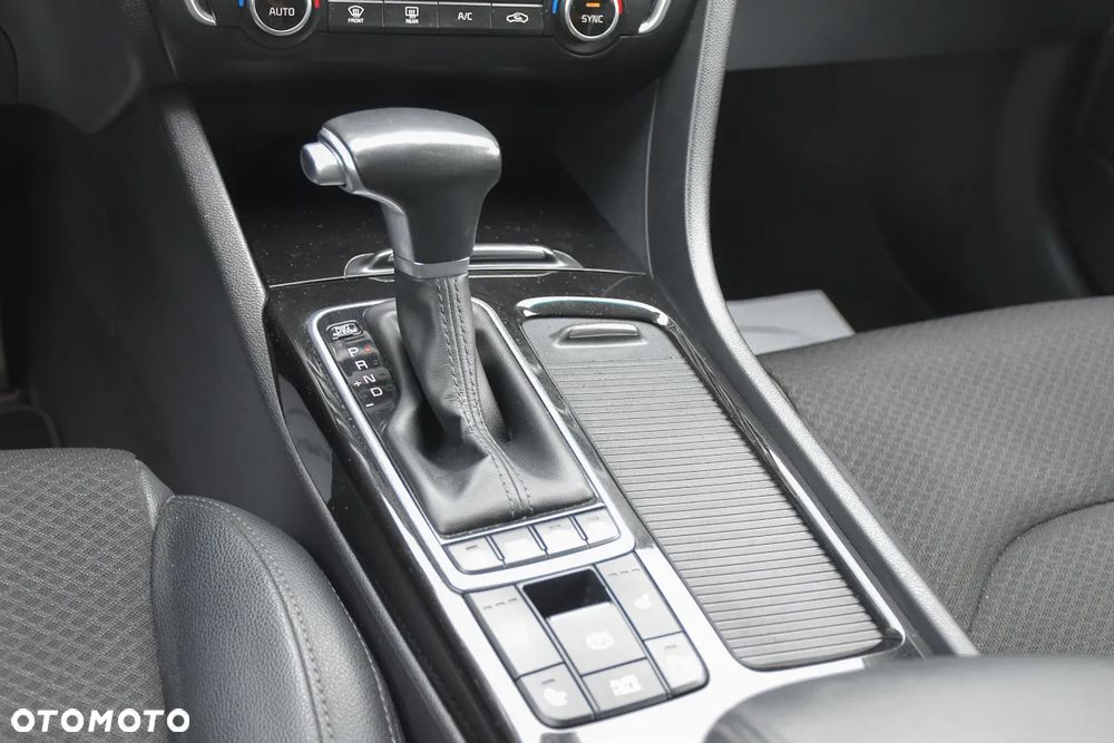 Kia Optima Sportagon 1.7 CRDI DCT Spirit - 32