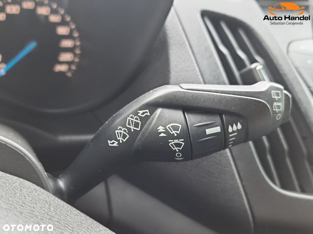 Ford Transit Connect - 16