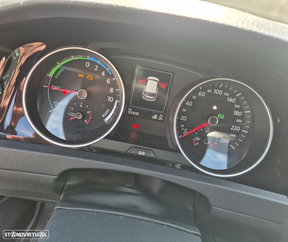 VW Golf 1.4 GTE Plug-in - 5