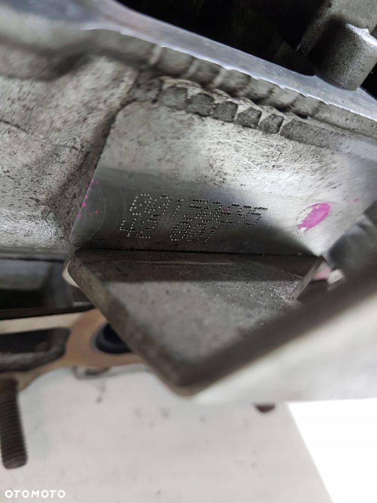 głowica silnika mitsubishi l200 2.5 did 4d56u - 15