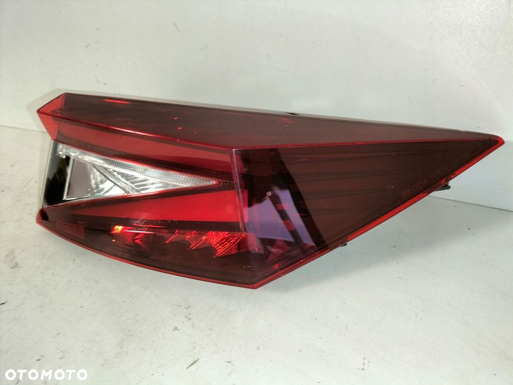 Lampa tylna tył prawa SKODA ENYAQ 21- LED - 5
