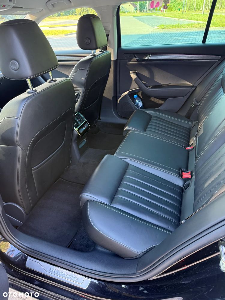 Skoda Superb 2.0 TDI DSG Ambition - 8