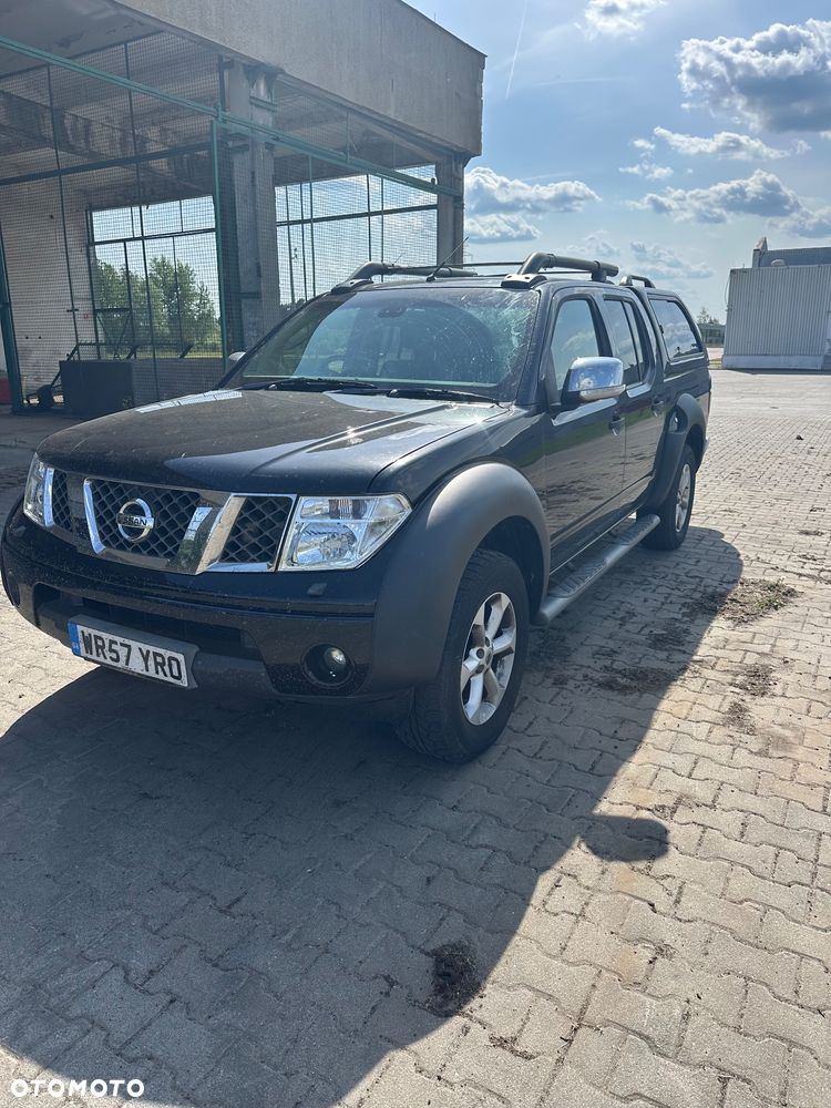 Nissan Navara 2.5 D Platinum - 10
