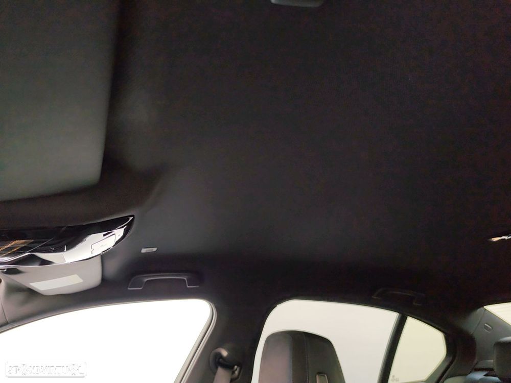 BMW 530 e Pack Desportivo M - 16