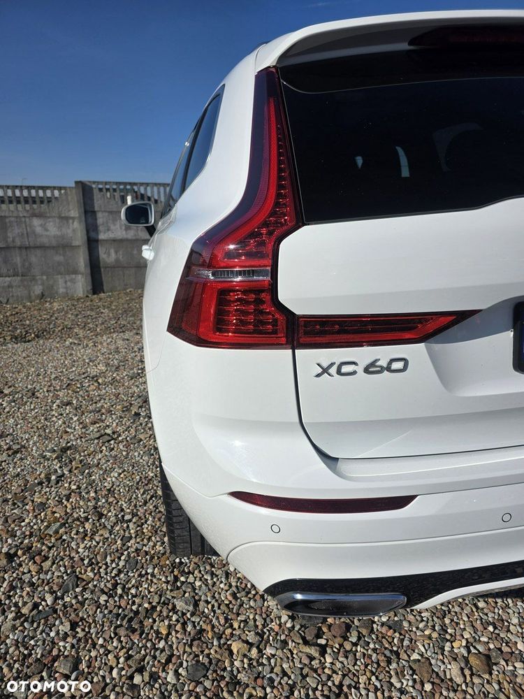 Volvo XC 60 D4 SCR AWD R-Design - 29