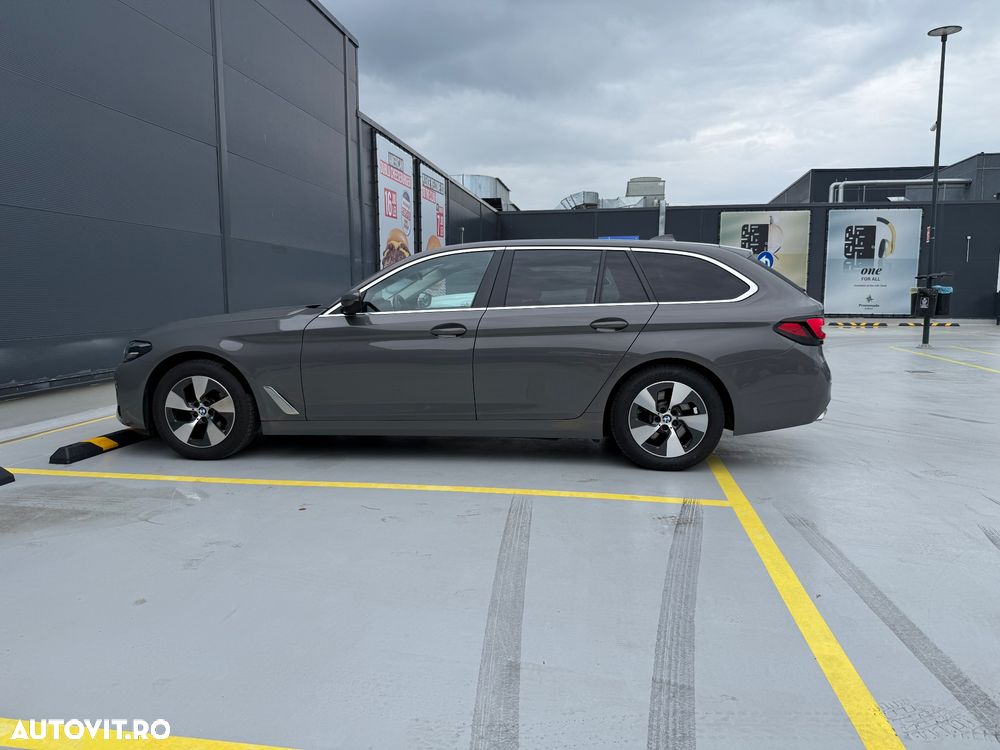 BMW Seria 5 520d AT MHEV - 27