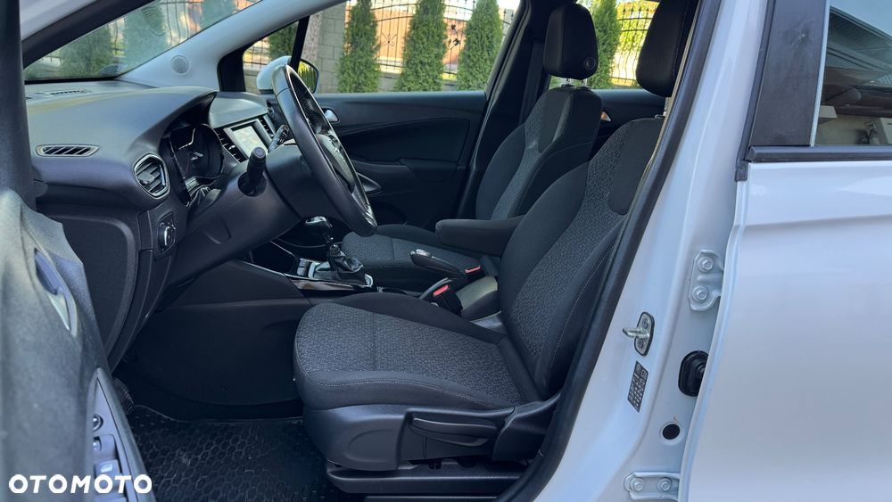 Opel Crossland X - 11