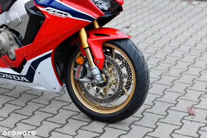 Honda CBR - 5
