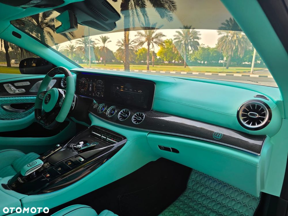 Mercedes-Benz AMG GT 63 S 4Matic+ Speedshift MCT 9G - 17