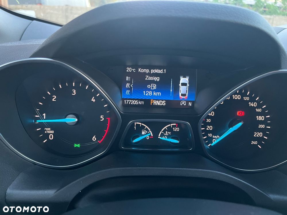 Ford Kuga 2.0 TDCi 4x4 ST-Line - 19