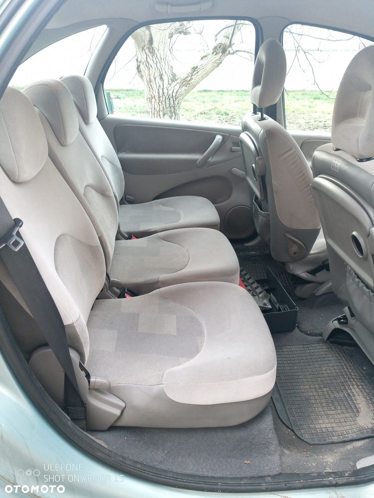 Citroën Xsara Picasso - 12