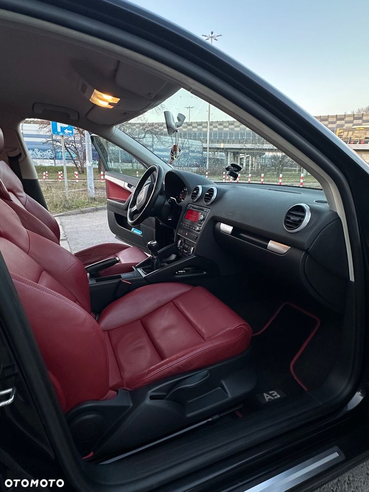 Audi A3 Sportback 1.8 TFSI Ambition - 10