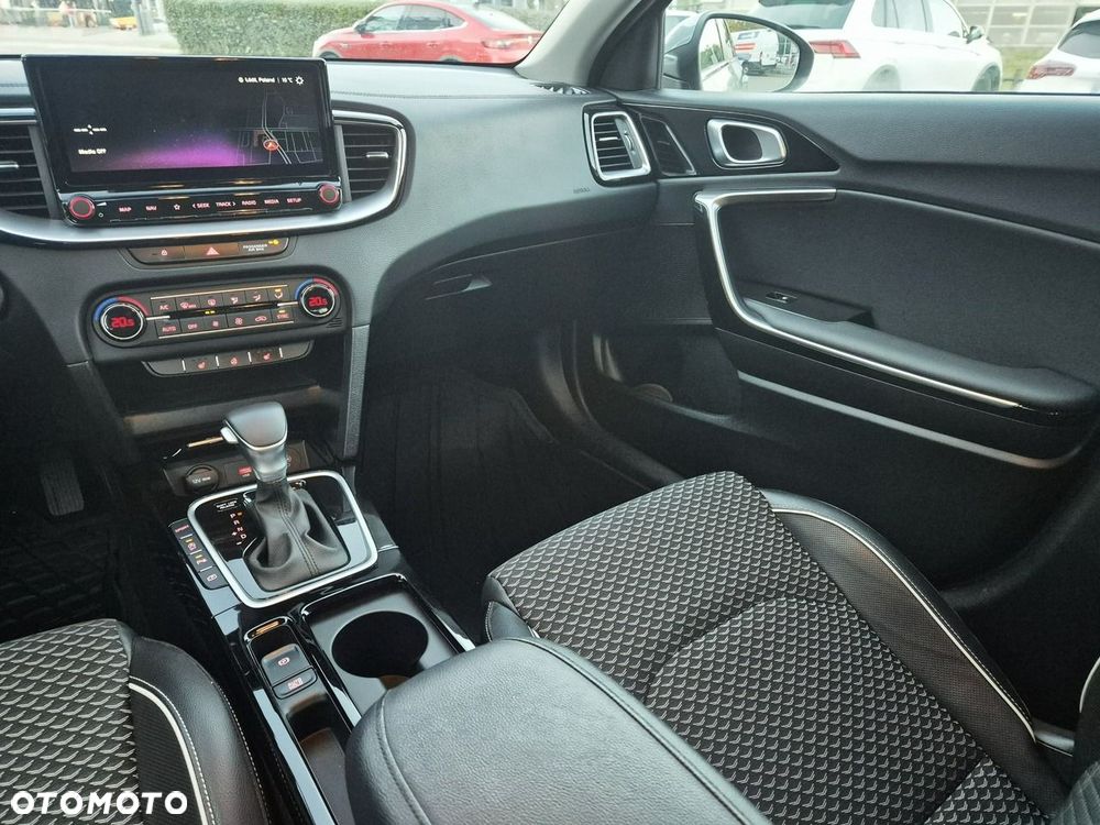 Kia Ceed 1.5 T-GDI Tribute DCT - 26