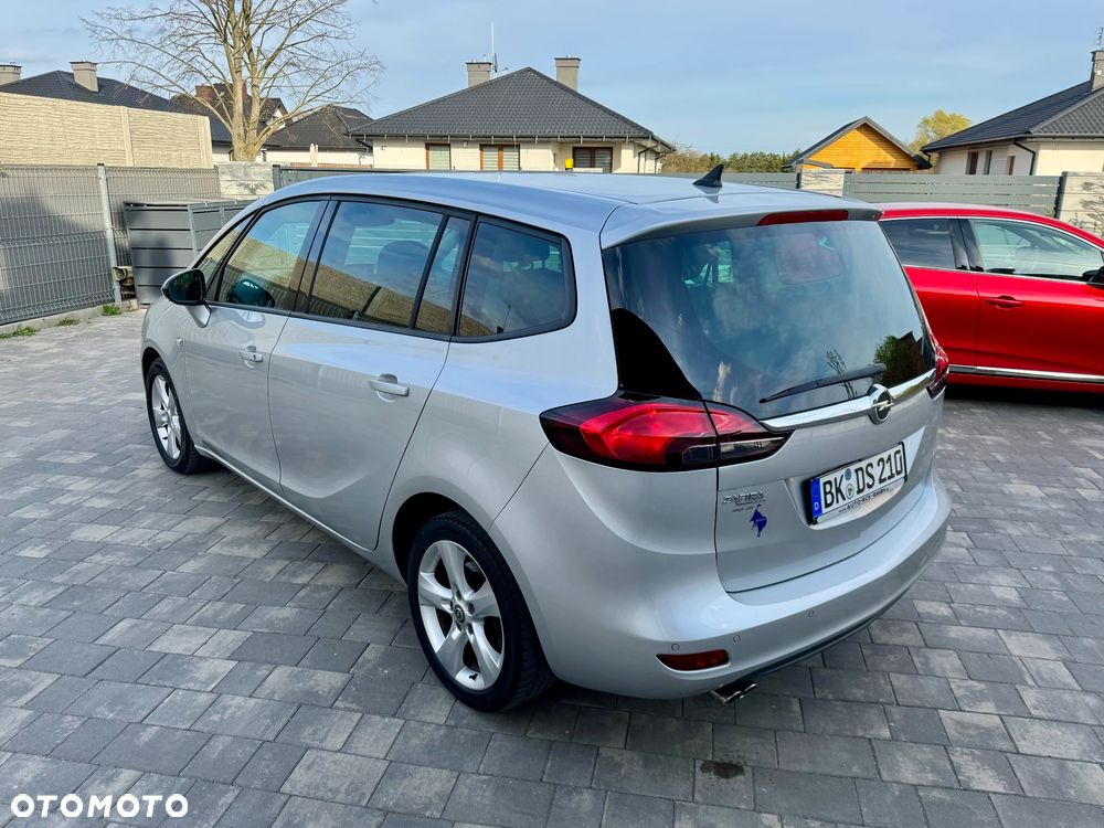Opel Zafira - 3