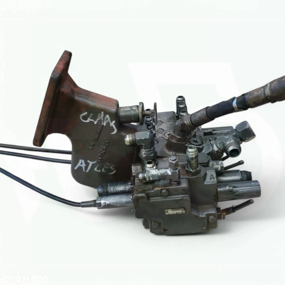 Rozdzielacz hydrauliczny 3796107M1 Massey Ferguson 8240 - 5