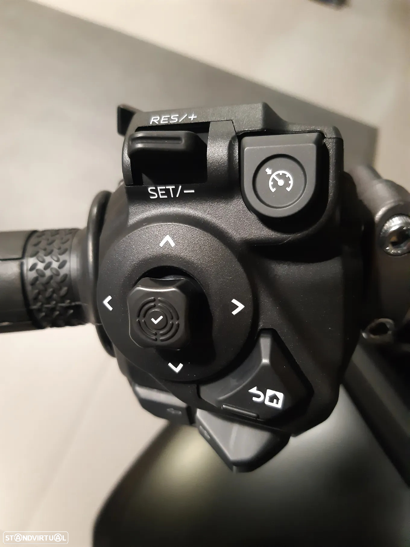 Yamaha MT-09 Y-AMT - 9