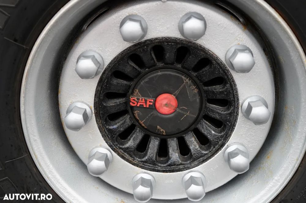 Wielton CORTINĂ WIELTON / MEGA / ACOPERIȘ CULISANT / SISTEM BDE - STALPINI CULISANTI / SAF / ACOPERIȘ ARMAT - 28