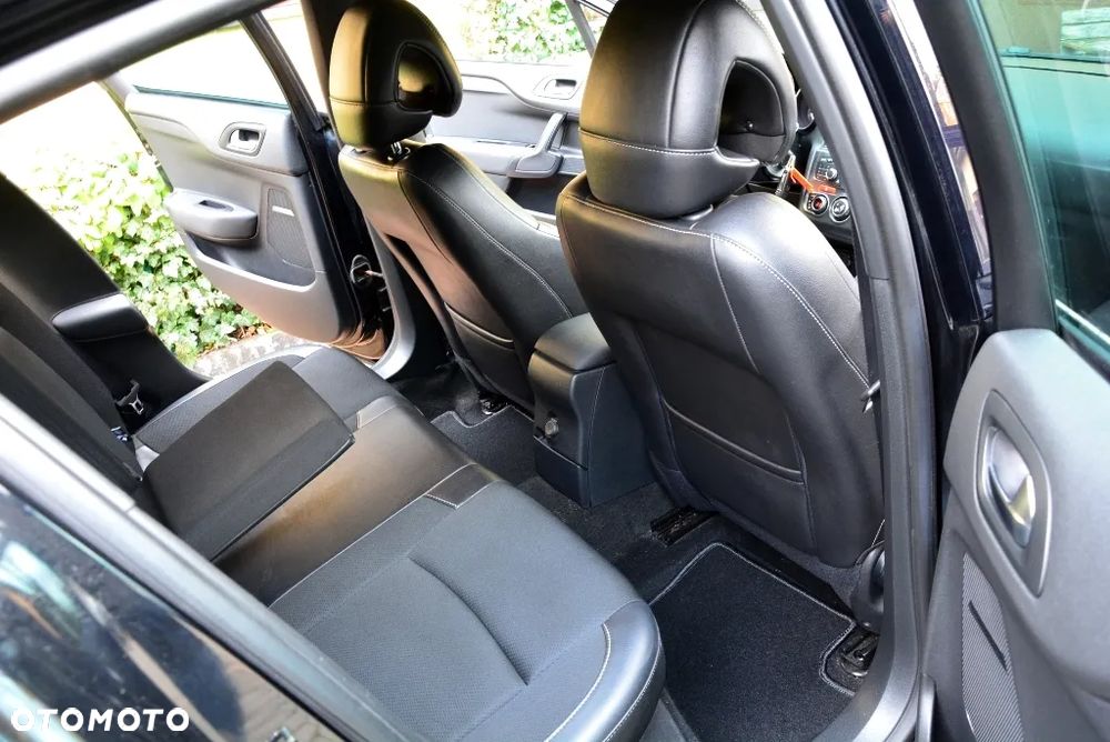 Citroën DS4 1.6 HDi SoChic - 25