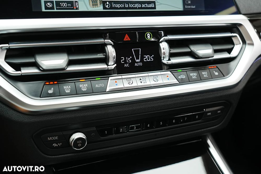 BMW Seria 3 318d Aut. Sport Line - 32