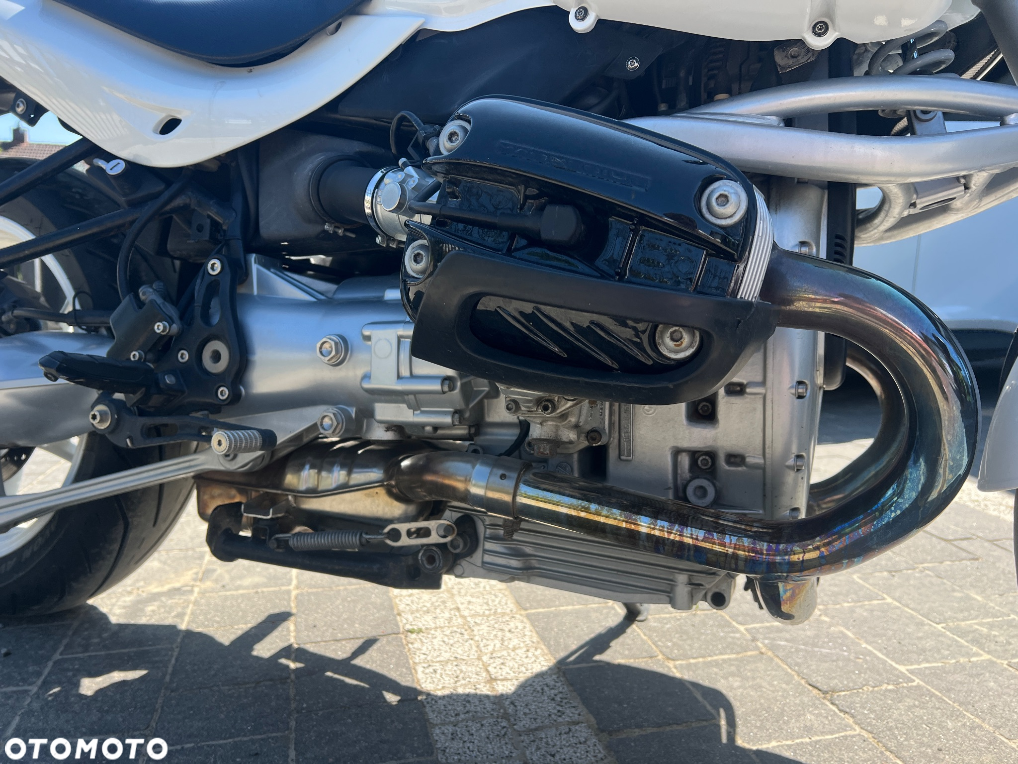 BMW R - 8