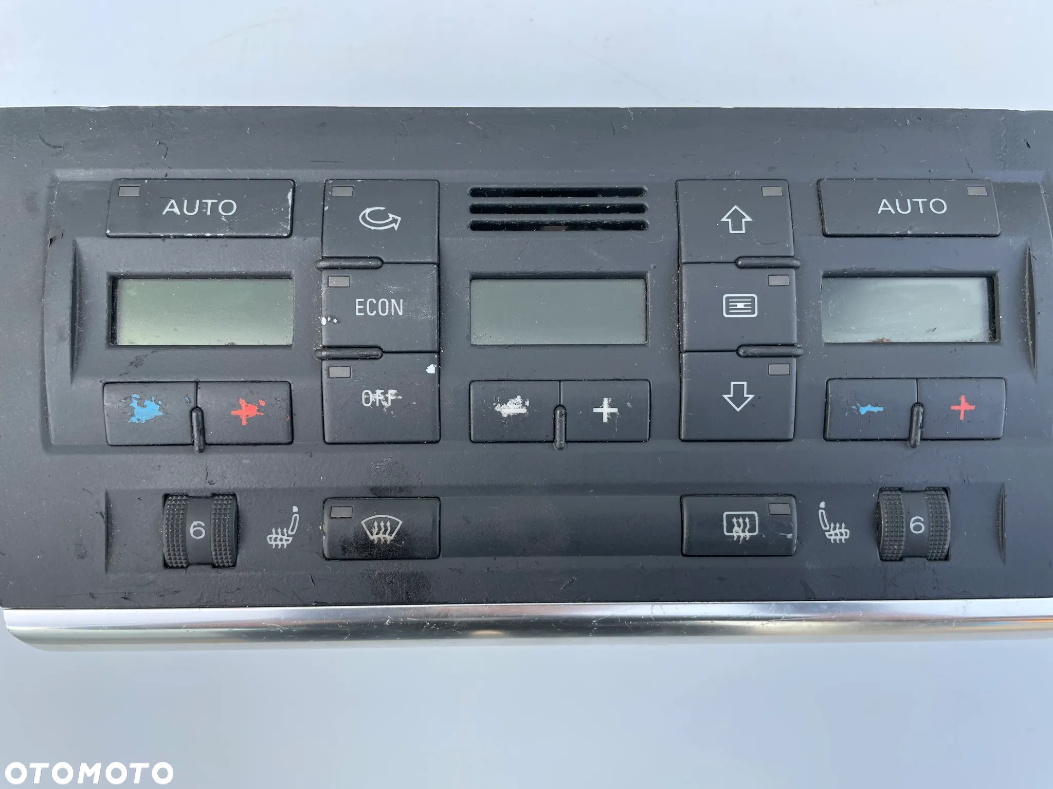Panel nawiewu klimatyzacji Audi A4 B6 8E0820043J - 2
