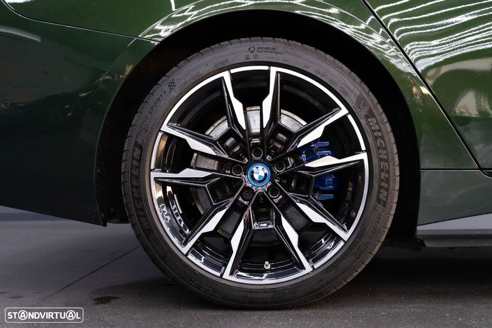 BMW i4 M50 Gran Coupe - 14
