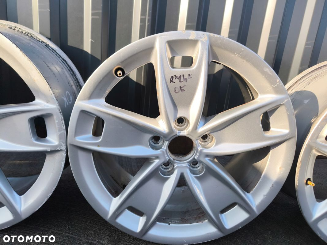 FELGI FELGA KOMPLET VW SKODA AUDI A3 A4 A6 7.5J R17 ET56 8P0601025BL R*24* - 5