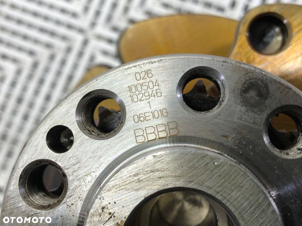 WAŁ KORBOWY - 152.00 PLN - AUDI A6 C6 (4F2) 2004 - 2011 2.4 130 kW [177 KM] benzyna 2004 - 2008 - 5