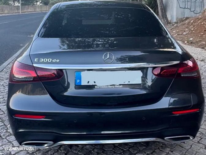 Mercedes-Benz E 300 de AMG Line 4Matic - 6