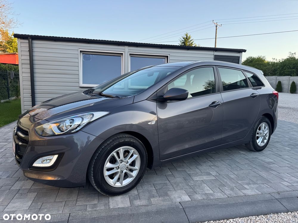 Hyundai i30 1.6 Comfort - 10