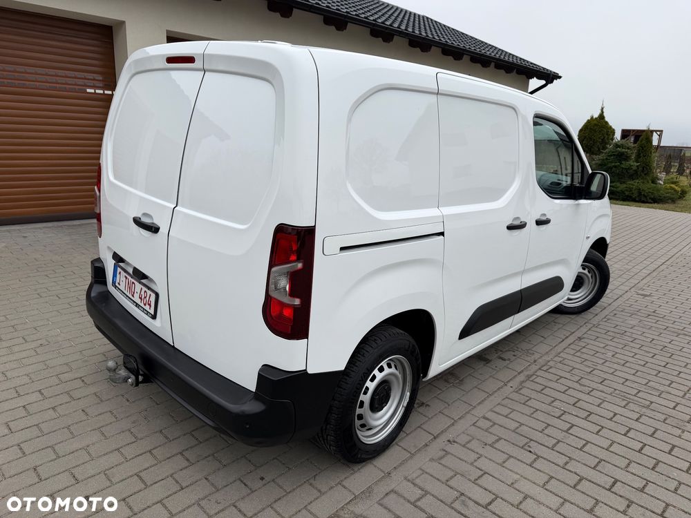 Opel COMBO - 15