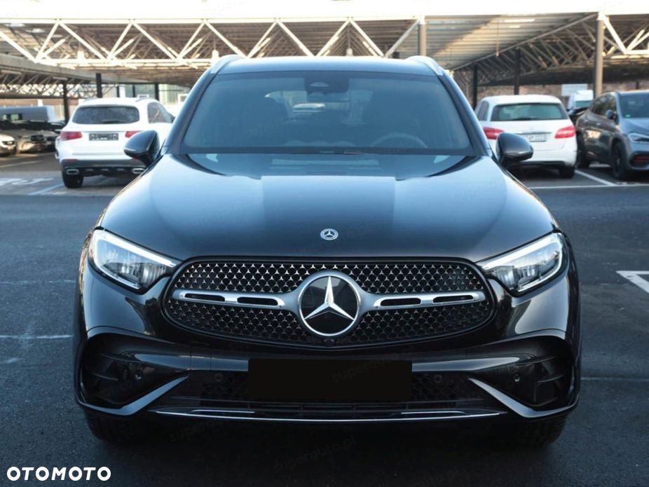 Mercedes-Benz GLC - 2