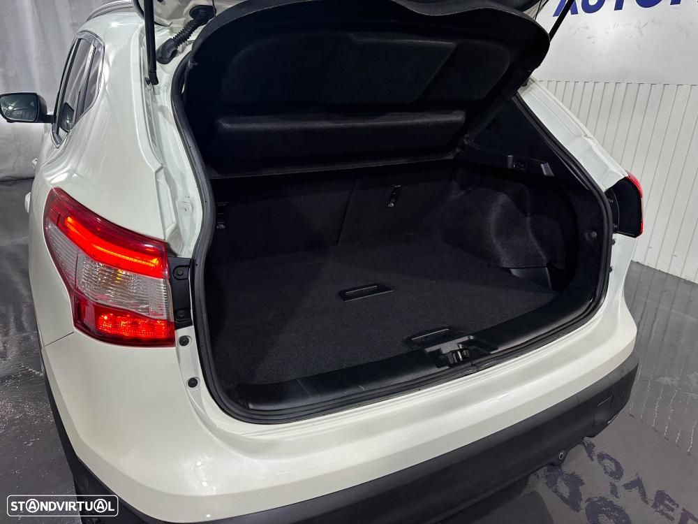 Nissan Qashqai 1.5 dCi Tekna Premium - 19