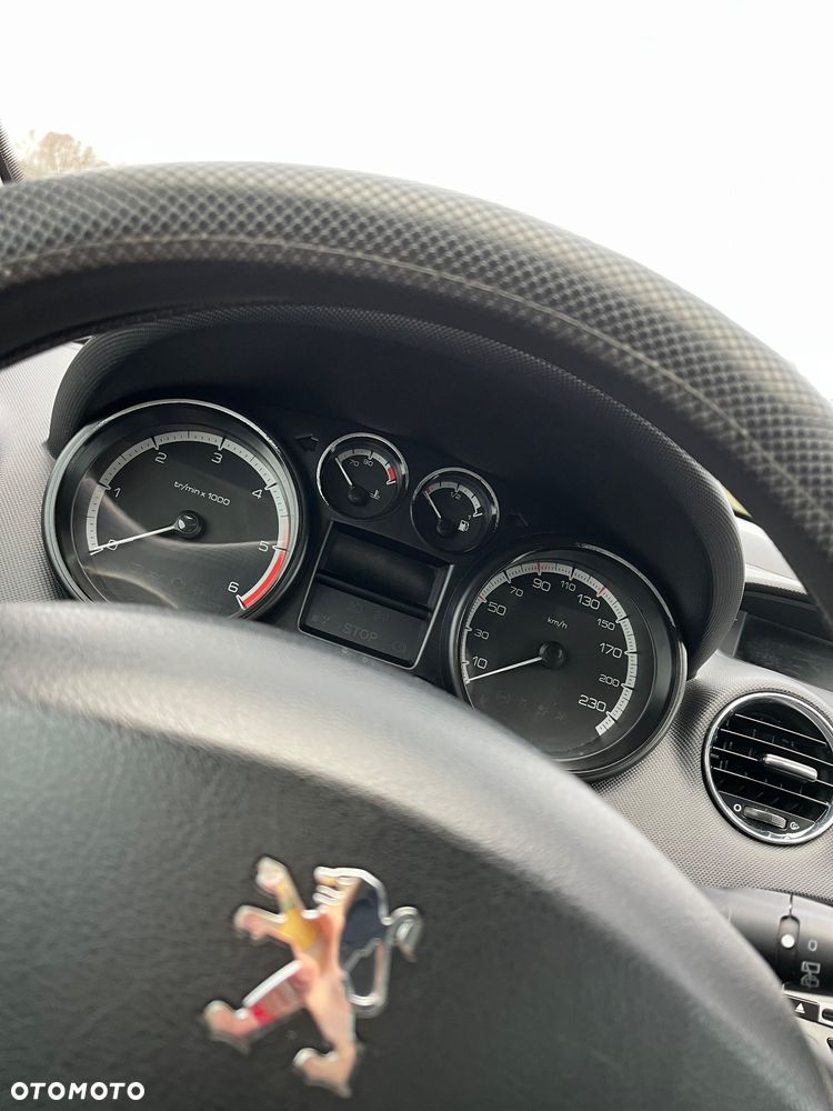 Peugeot 308 HDi FAP 90 Tendance - 6