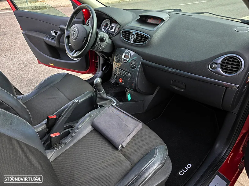 Renault Clio 1.2 TCE Dynamique S - 14