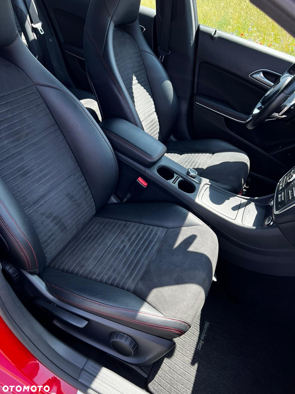 Mercedes-Benz CLA - 8