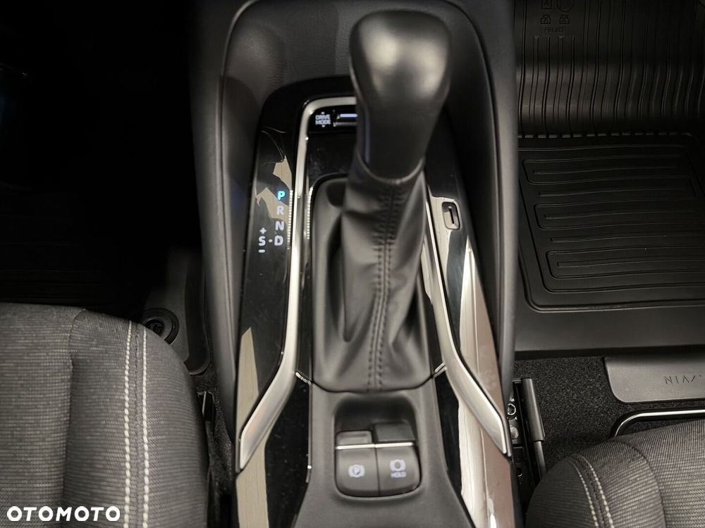 Toyota Corolla 2.0 Hybrid Comfort - 21