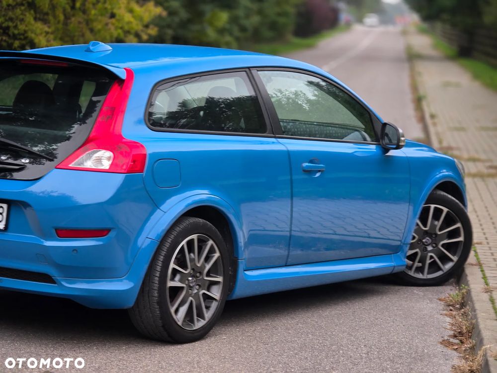 Volvo C30 D2 DRIVe R-Design - 40