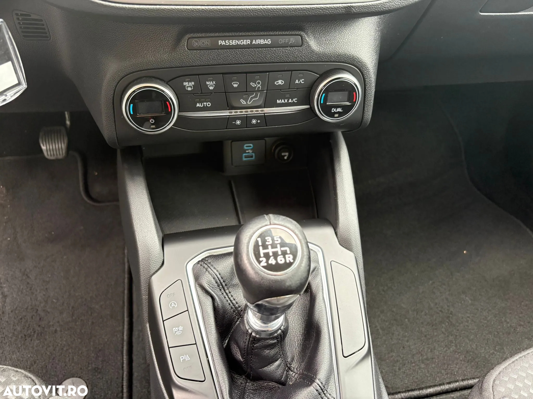 Ford Focus 1.0 EcoBoost Trend - 12