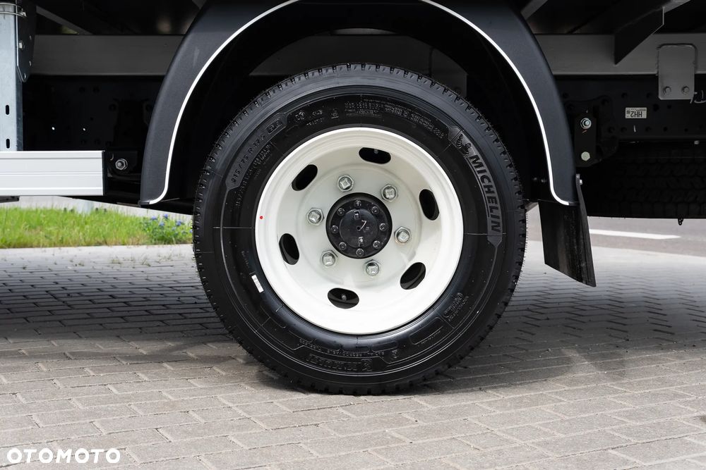 Isuzu Truck M30 3.0 skrzynia i żuraw HDS FASSI - 19