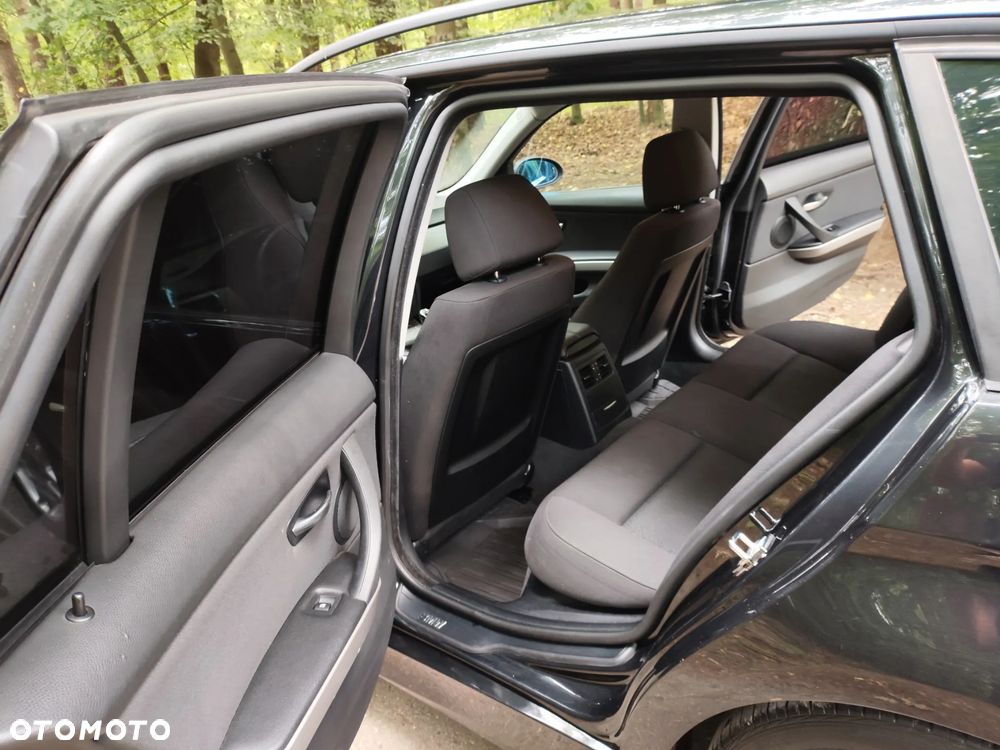 BMW Seria 3 - 15