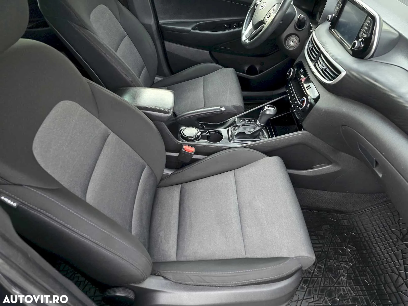 Hyundai Tucson 1.6 T-GDi 4WD 7DCT Premium - 29