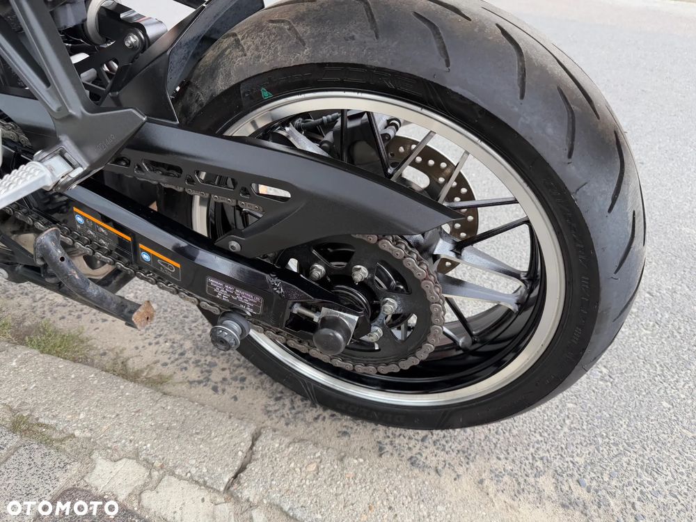 Kawasaki Z 900 RS - 22